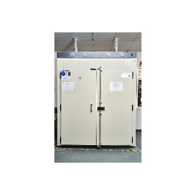 High temperature baking box