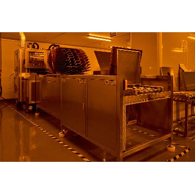 Fully automatic laminating line