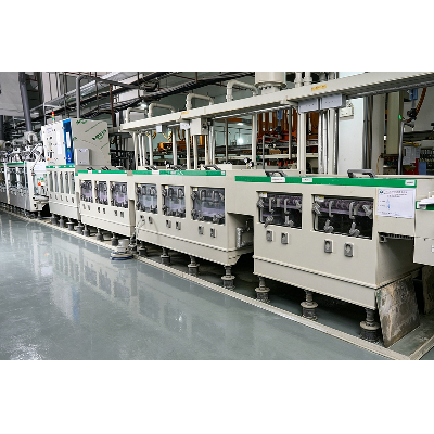 Vacuum etched DES line